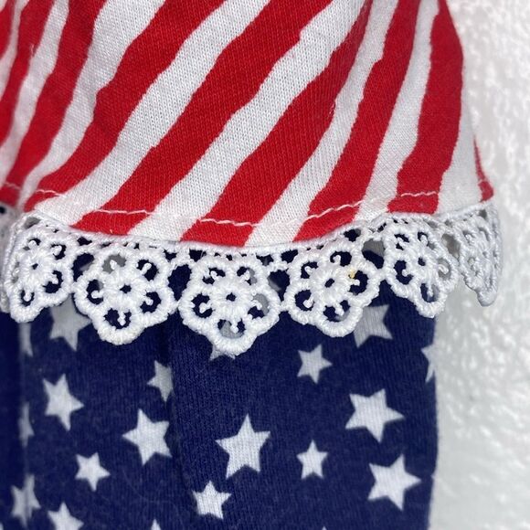 Fourth Of July Outfit Bundle USA Stars & Stripes Shorts and Tank Top 2/4T - Picture 5 of 8